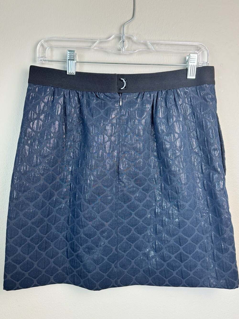 Ann Taylor LOFT Navy Blue Metallic Quilted Mini Skirt Size 6 - Picture 4 of 7
